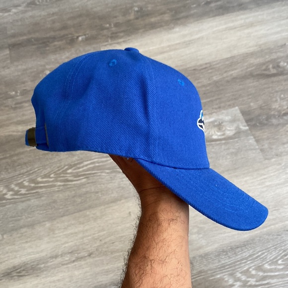 Baseball cap - Picture 2 of 4